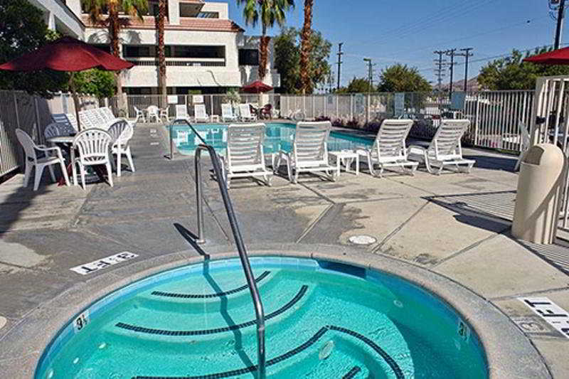 Motel 6-Palm Springs, Ca - Downtown Εξωτερικό φωτογραφία