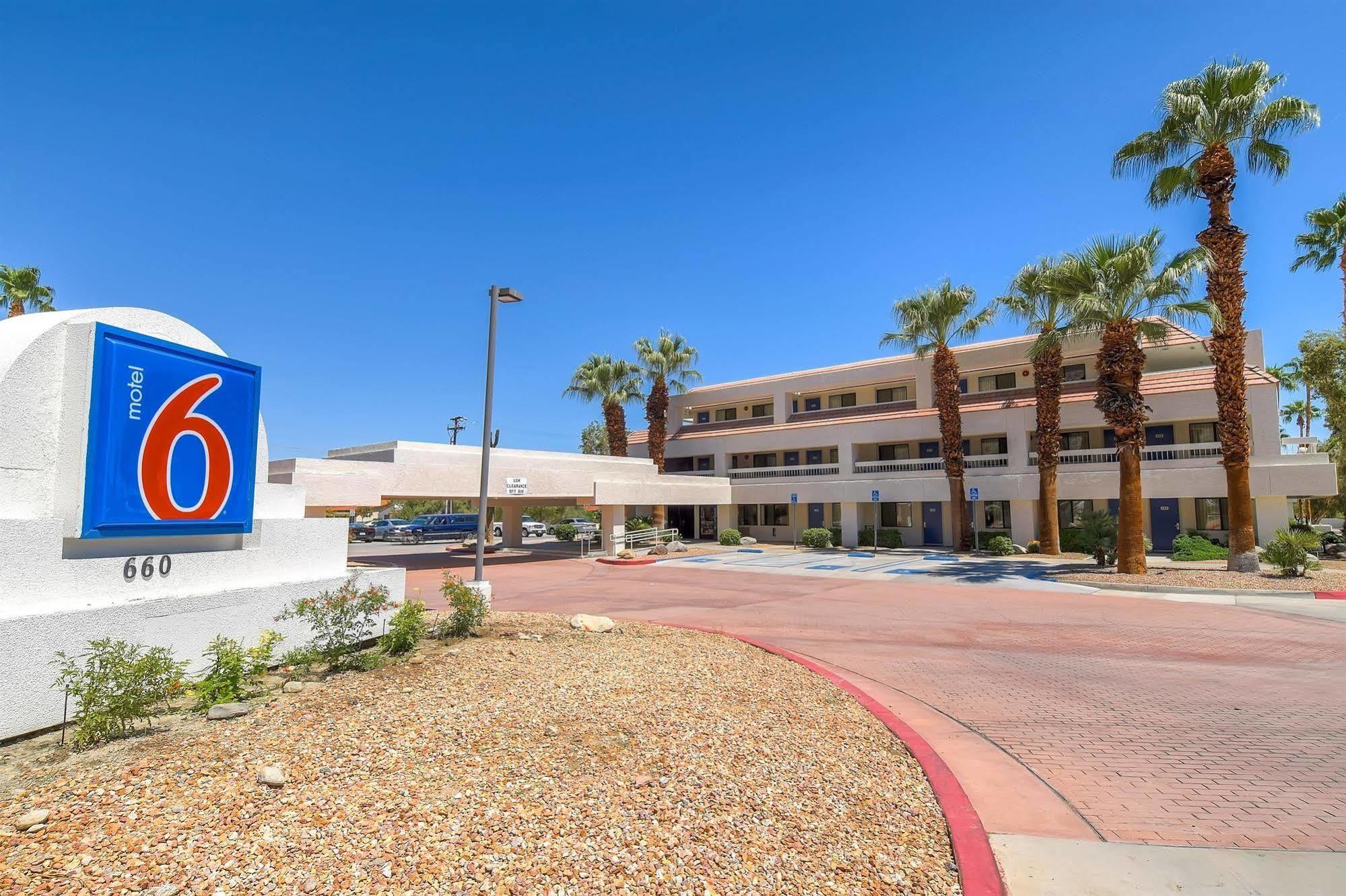 Motel 6-Palm Springs, Ca - Downtown Εξωτερικό φωτογραφία